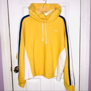Levi’s Womens Yellow Sweater Hoodie Size XXL & 2x
